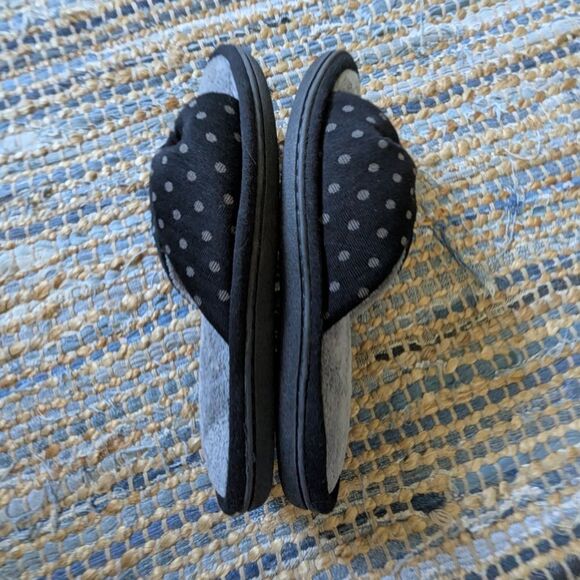 Isotoner Bow Slippers 7.5/8 Black Gray Whimsical Girlhoodcore Cozy Comfy - Picture 10 of 10